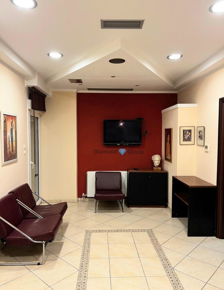 (for rent) Commercial Office || Thessaloniki Center / Center of Thessaloniki - 103.0sq.m, 1.300€