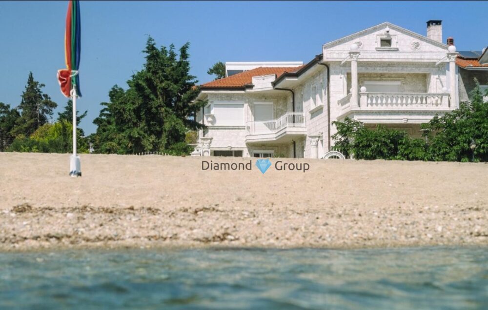 (for sale) Residential Villa || Chalkidiki Prefecture / Poligiros - 450.0sq.m, 5 B/R,3.500.000€