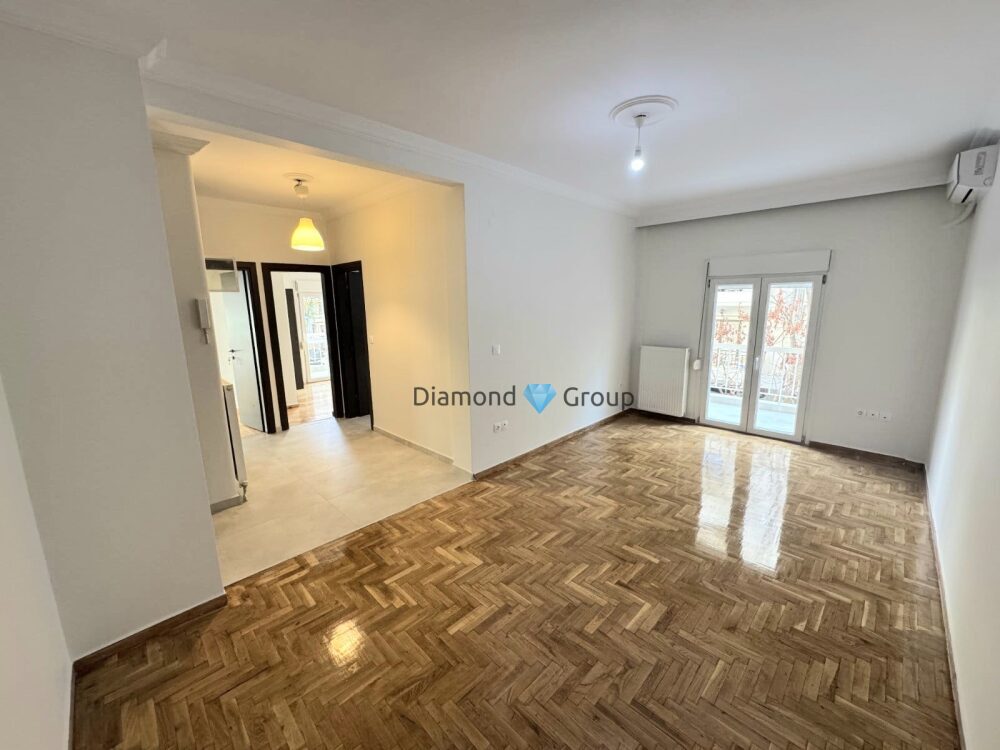 (προς πώληση) Κατοικία Διαμέρισμα || Θεσσαλονίκη - Κέντρο / Ανάληψη - Μπότσαρη - Νέα Παραλία - 72.0τ.μ., 2 Δ/Υ,169.000€