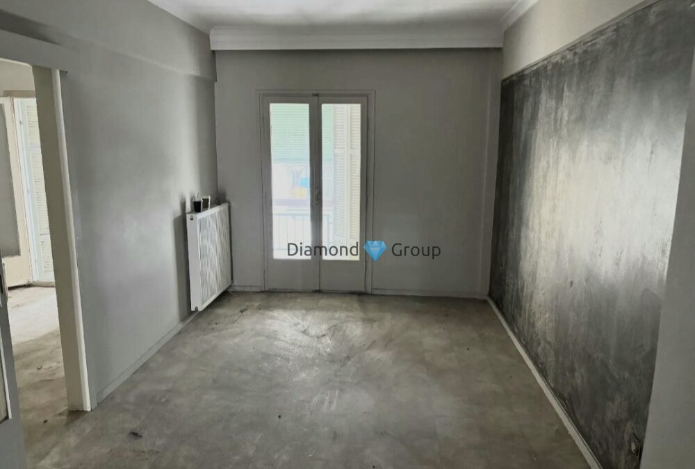 (for sale) Residential Apartment || Thessaloniki Center / Faliro - Ippokratio - 82.0sq.m, 2 B/R,125.000€