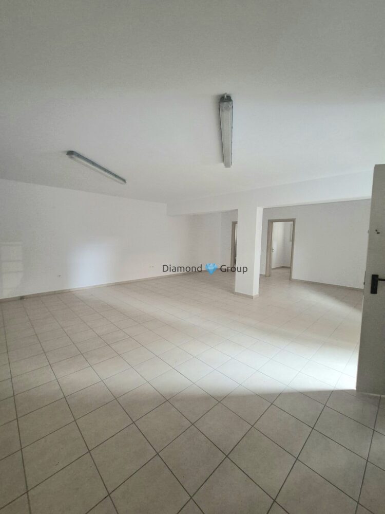 (for sale) Commercial Warehouse || Thessaloniki Suburbs / Pylaia - 90.0sq.m, 150.000€