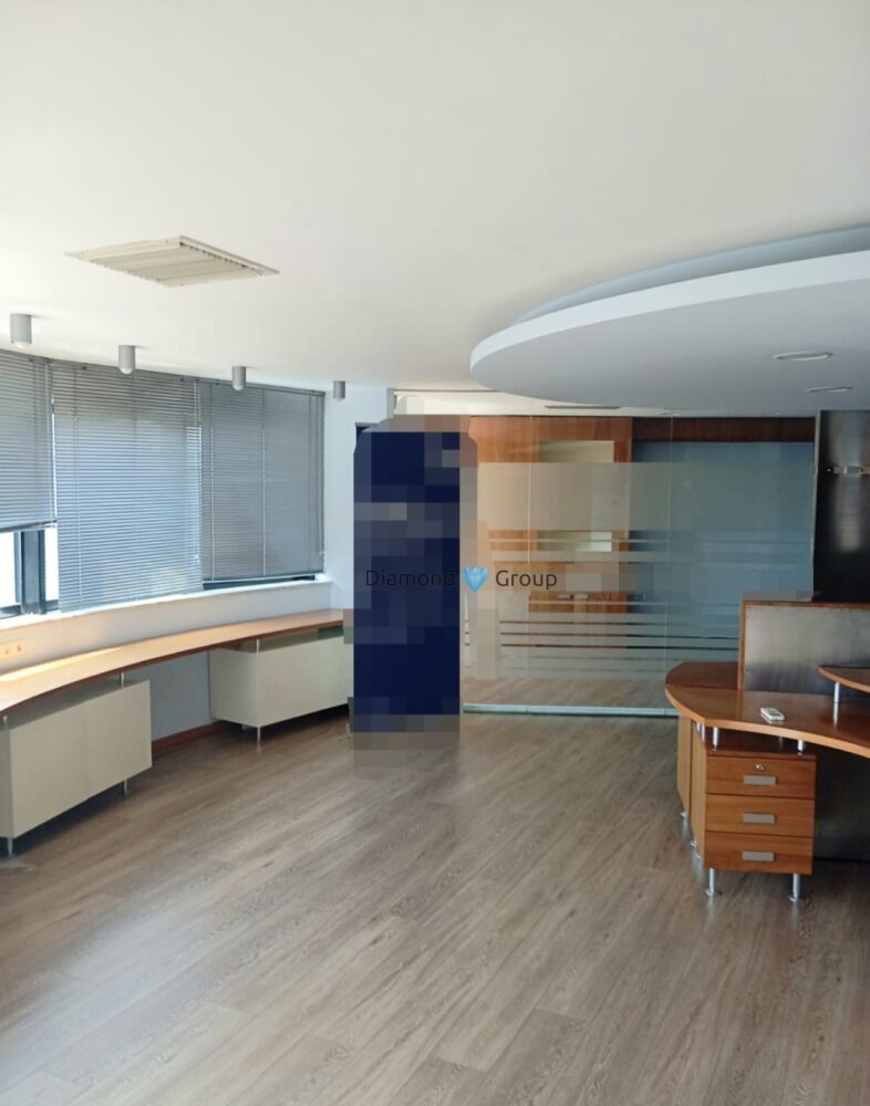 (for sale) Commercial Office || Thessaloniki Center / Vardaris - Lahanokipi - 136.0sq.m, 380.000€