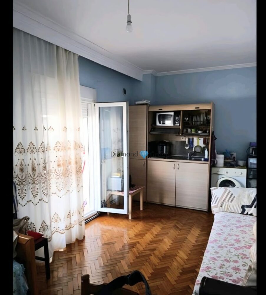 (for rent) Residential Studio || Thessaloniki Center / Analipsi - Mpotsari - Nea Paralia - 30.0sq.m, 1 B/R,290€